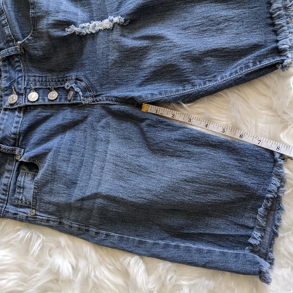 Kroix Button Fly Jean Shorts - Picture 4 of 8